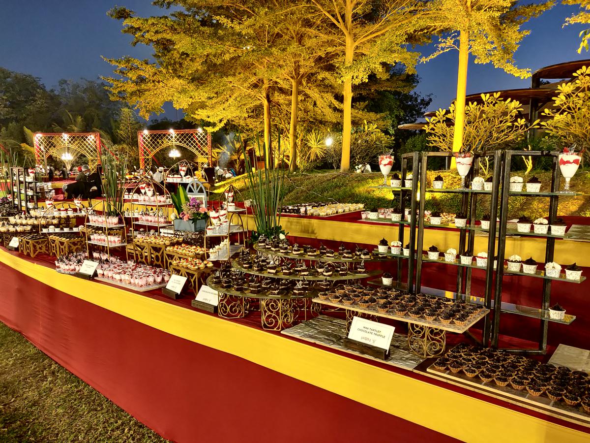 Dessert counter by Shagun Catering in Ahmedabad